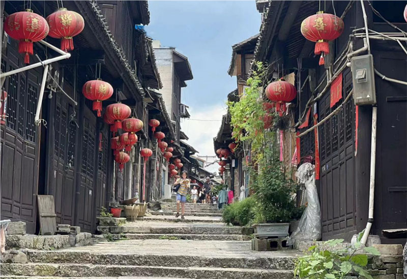 重外院“青歌筑夢”實踐團三下鄉(xiāng)實踐調(diào)研 | 穿越千年古鎮(zhèn)，回望崢嶸歲月