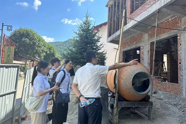 西安工程大學(xué)學(xué)子三下鄉(xiāng)：秦嶺生態(tài)開發(fā)保護(hù)，攜手共建法治秦嶺