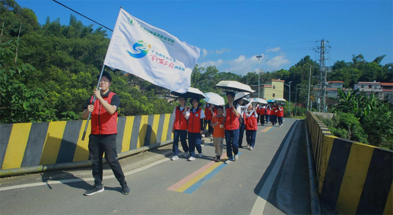 江醫(yī)學子韶關教學：紅色傳承，從筆尖開始