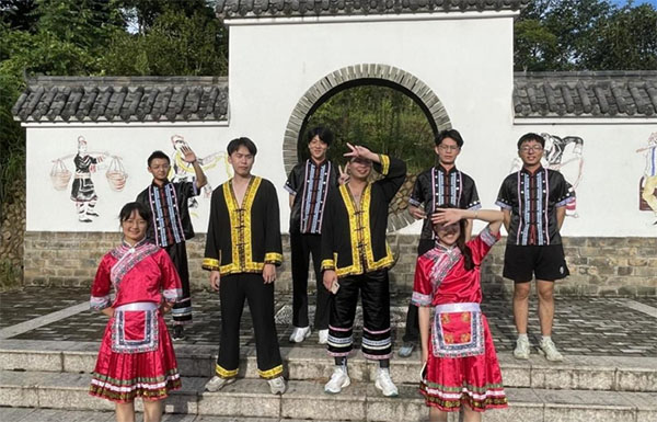 福州大學(xué)實踐隊走進吳大元村，筑牢中華民族共同體意識