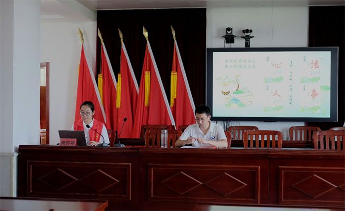 清風(fēng)攜鄉(xiāng)情，廉心喚初心，南財(cái)學(xué)子開展“清廉金融進(jìn)基層”