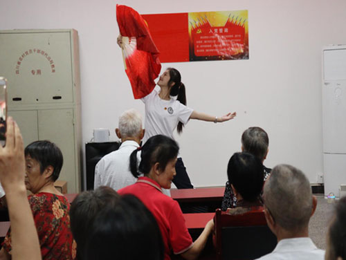 內(nèi)江師范學(xué)院學(xué)子暑期三下鄉(xiāng)： 提倡廉潔揚(yáng)清風(fēng)，弘揚(yáng)清廉