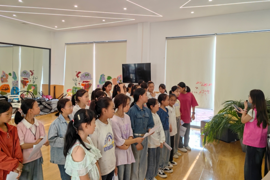 山東大學(xué)“助力黔行”志愿服務(wù)隊(duì)開展結(jié)營(yíng)儀式彩排活動(dòng)