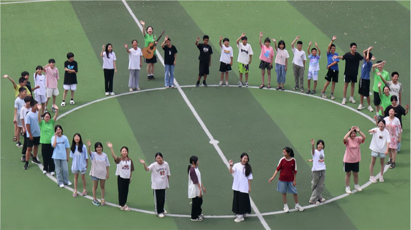 《法律宣講走進(jìn)溈濱中學(xué)，音樂(lè)治療點(diǎn)亮法治之光》