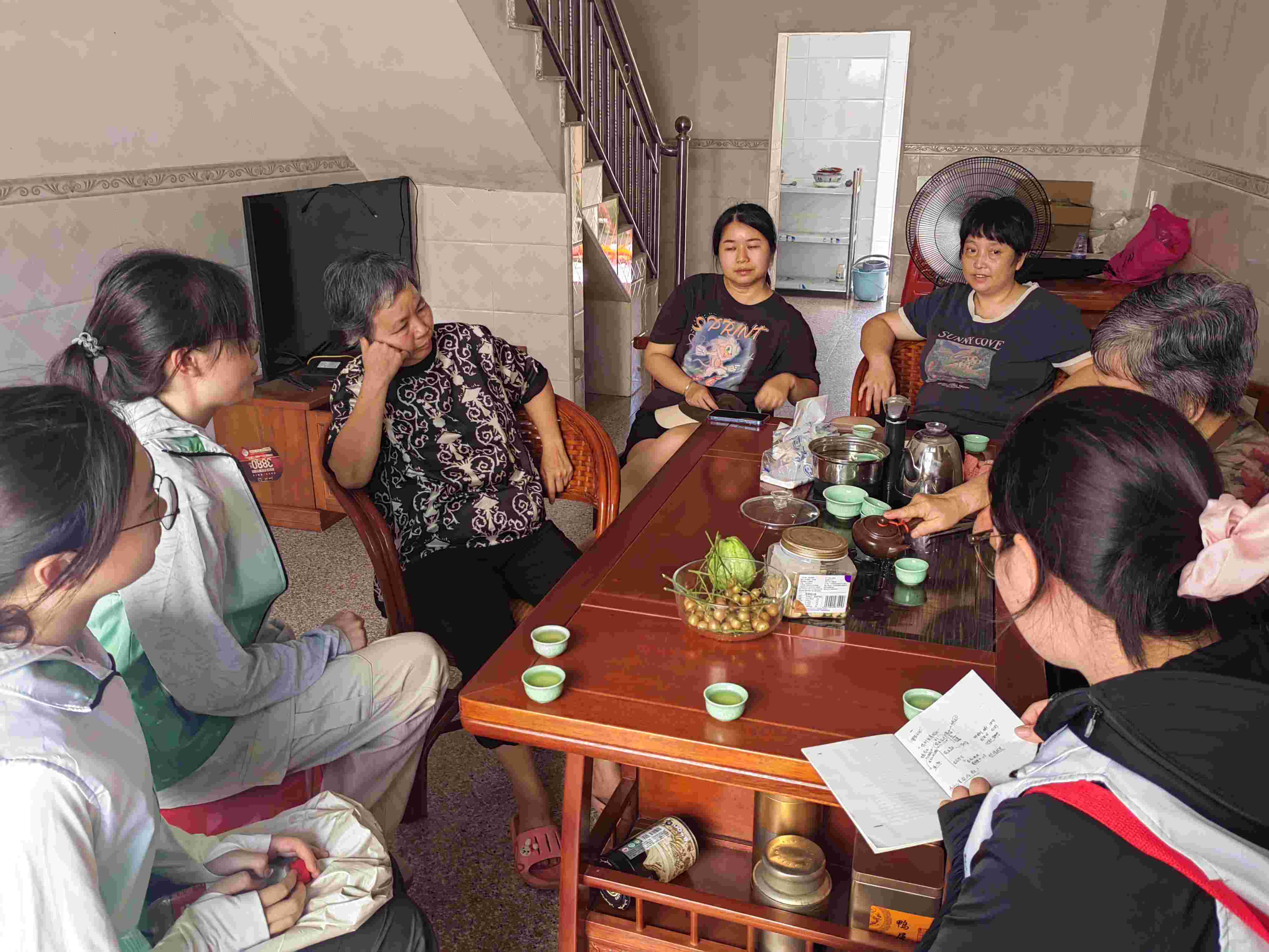 廣師大學(xué)子三下鄉(xiāng)：國(guó)家資助伴你成長(zhǎng)，助學(xué)貸款助力成才