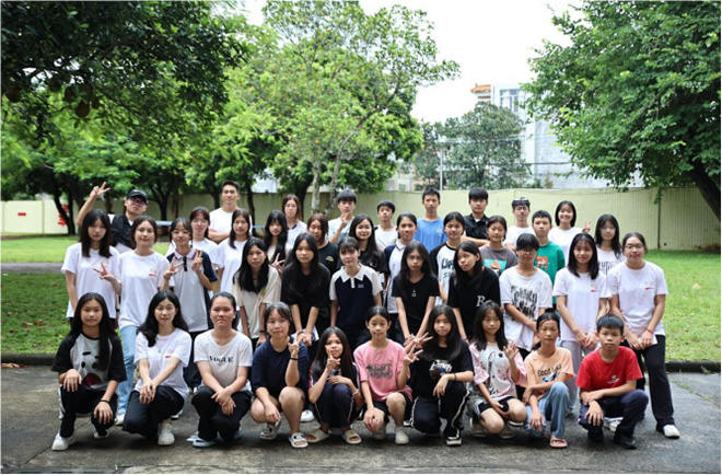 暑期社會實踐支教攝影課：光影記錄夢想，知識照亮未來
