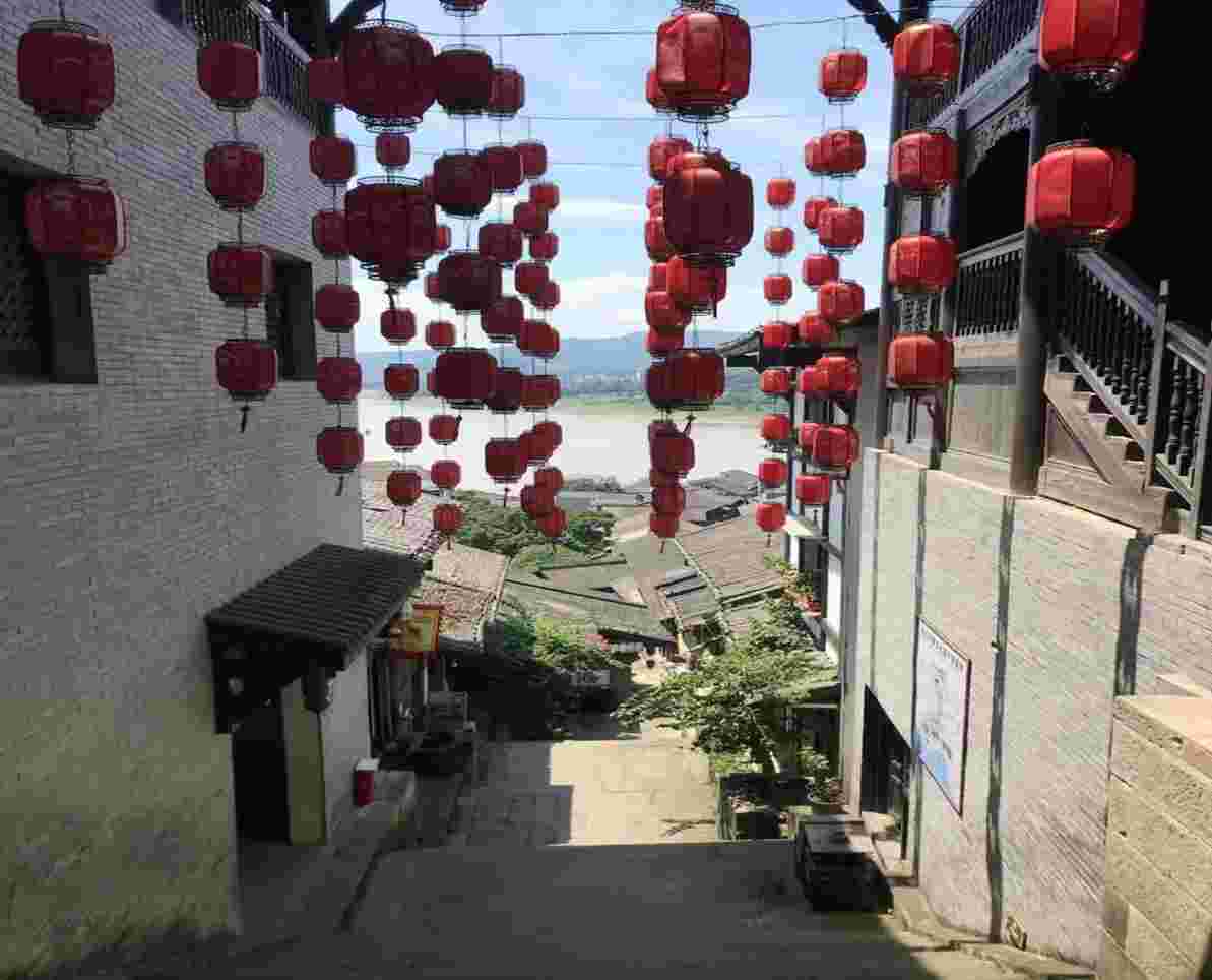重人科學(xué)子三下鄉(xiāng)：古鎮(zhèn)傳鹽運(yùn)，啰調(diào)創(chuàng)新聲