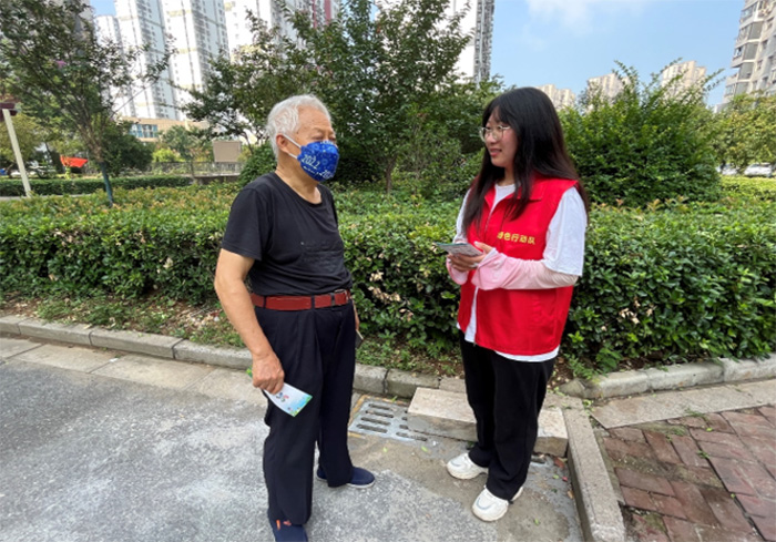 徐工學(xué)子暑期社會(huì)實(shí)踐：垃圾分類(lèi)，青春助力