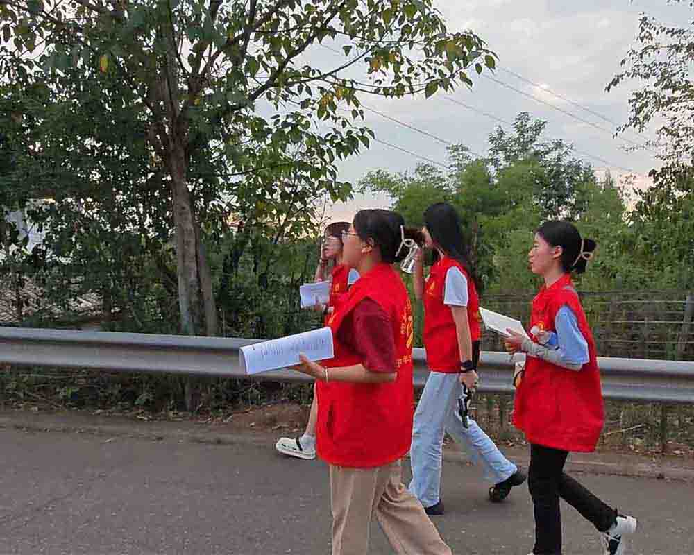 成都錦城學(xué)院學(xué)子三下鄉(xiāng)：深入走訪(fǎng)鄉(xiāng)村民眾，深化鞏固鄉(xiāng)村振興