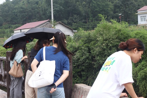 治理整改護(hù)水土，“生態(tài)宜居”新高地