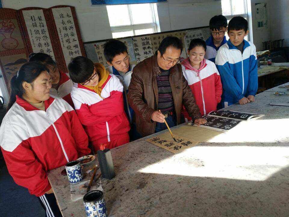 曲園學子寒假社會實踐：書畫云峰山，賡續(xù)中華文脈