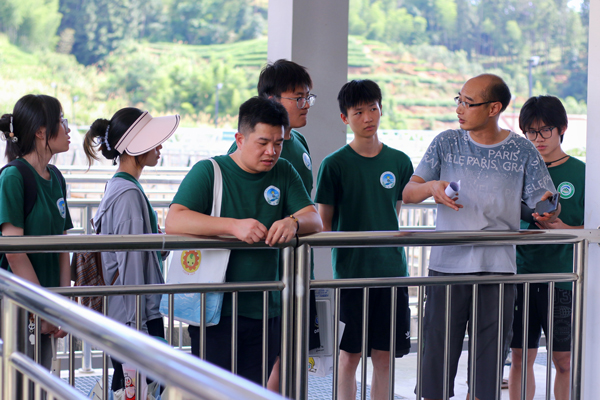 綠意探秘，共筑碧水夢——福建師范大學暑期社會實踐隊赴崇陽溪開展幸福河湖實踐活動