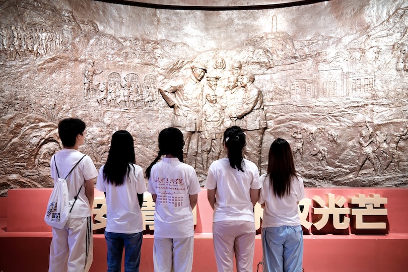 我心向延安，建功新時代——長安大學馬克思主義學院赴陜西延安“尋根革命文化圣地·講好行走思政大課”暑期社會實踐總結(jié)