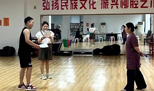 探尋傳統(tǒng)文化，感受柳腔魅力