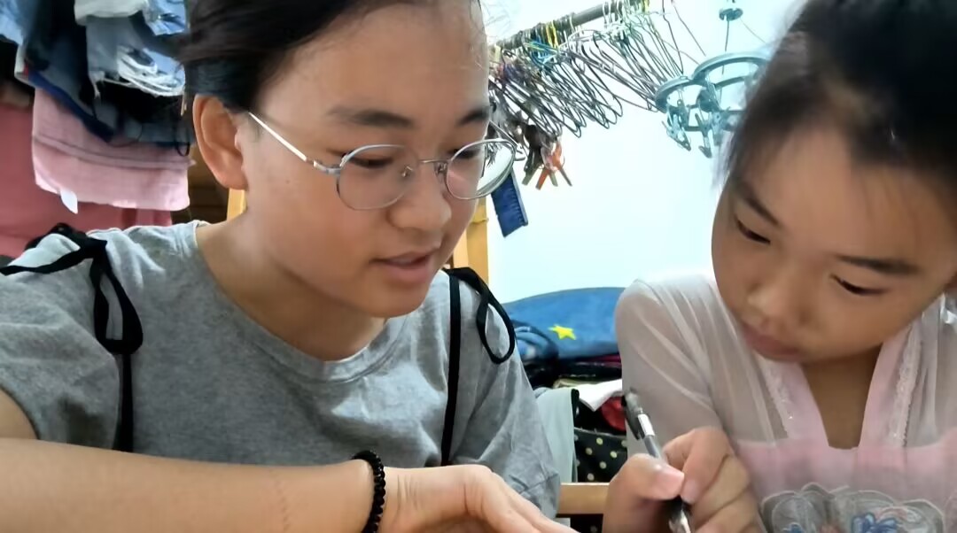 “情牽留守，愛暖童心”暑期社會實踐——舉行義務(wù)支教，筑夢留守兒童