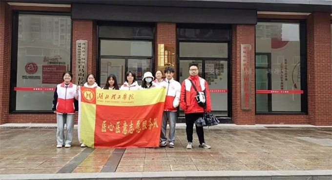 推廣普通話，異域?yàn)橐患?></a></li></ul>
<ul class=